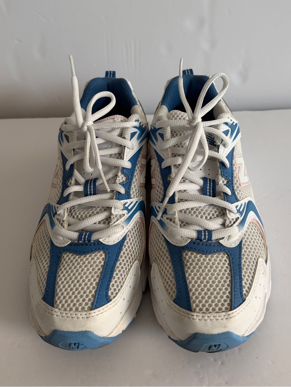 New Balance 530 White Blue Pink Mesh Running Sneakers - Picture 2 of 7